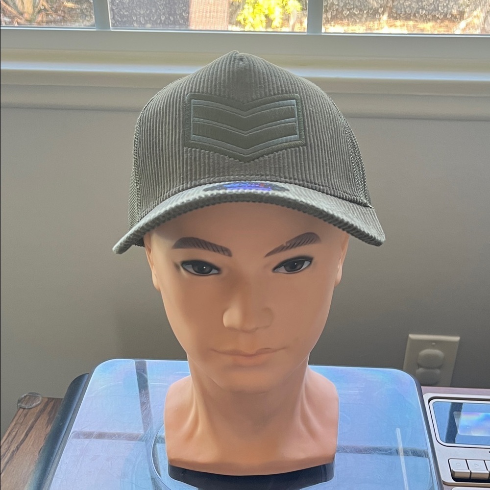 Dark Green Mesh Cap with Chevron Design
